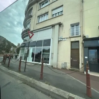 AM