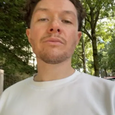 Thom