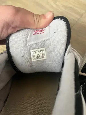 Vans taille 44 - Bon état - Miniature 3