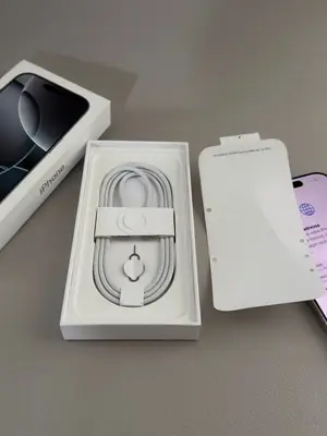 IPhone 16 Pro Blanc Titane 256 GB