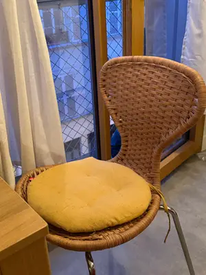 🪑 Table extensible en bois avec 2 chaises – Très bon état – 320 € - Miniature 4