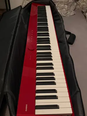 🎹 Piano numérique Casio Privia – Rouge – Comme neuf  Je vends un piano numérique Casio Privia en ex - Miniature 3