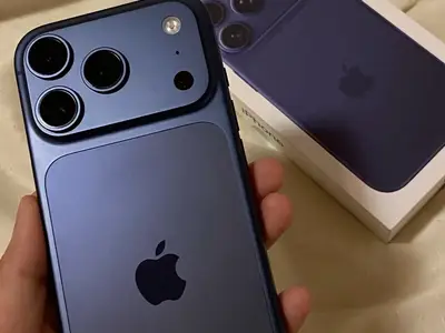 iPhone 17 Pro Max 256 Go - Déballé, jamais utilisé - Miniature 2