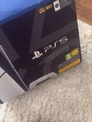 Sony PS5 Digital Edition Console - Blanc - Miniature 2