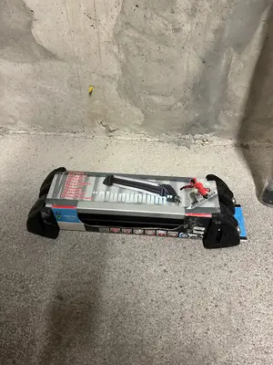 Porte-skis en aluminium neufs 