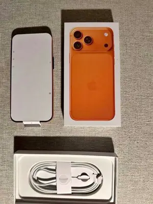 iPhone 17 Pro Max 1 To neuf, jamais utilisé - Miniature 5