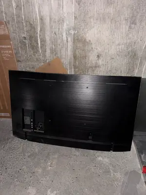 TV Samsung pour pièces - écran cassé - Miniature 2