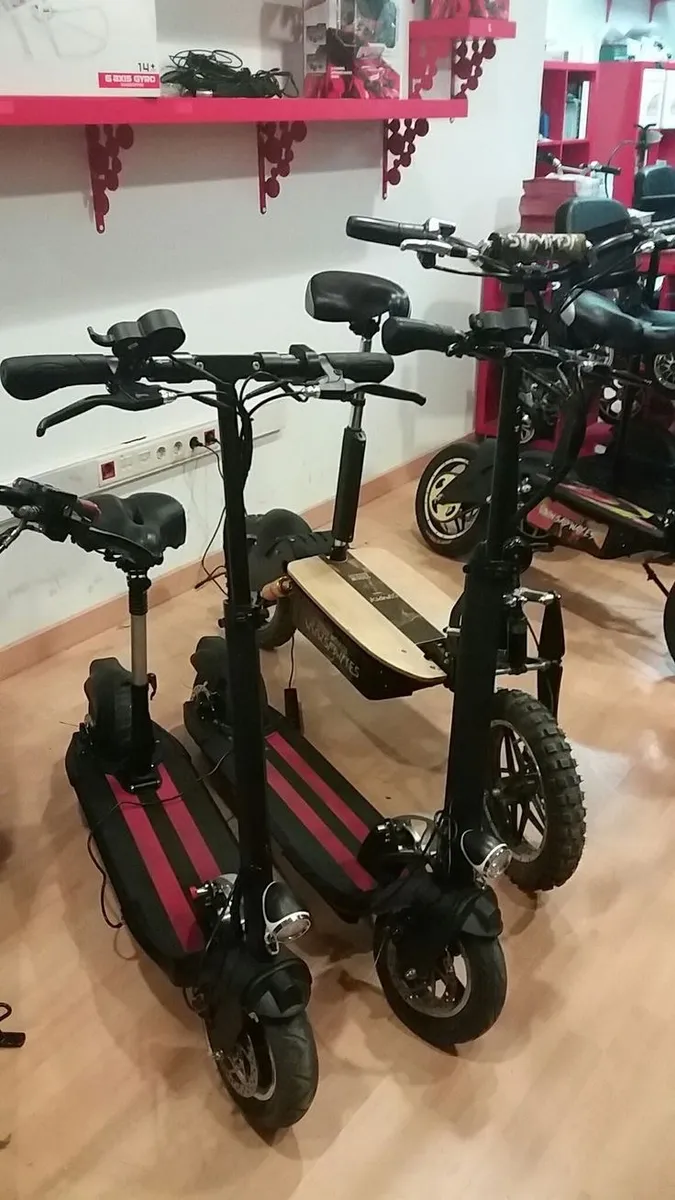 Scooter électrique - Photo 1
