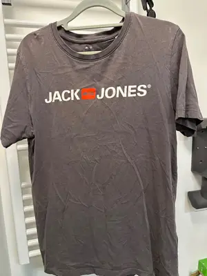 Pull Jack Jones