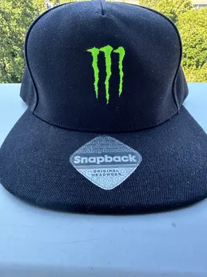 Casquette Monster jamais portée - Miniature 3