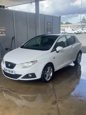 Seat Ibiza 2014 Diesel 1.7 - 200 000 km - Miniature 4