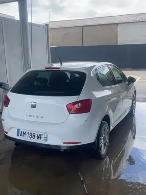 Seat Ibiza 2014 Diesel 1.7 - 200 000 km - Miniature 3