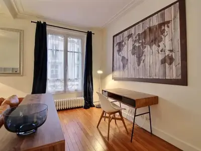 Appartement de 60 m² est très lumineux et spacieux - Miniature 2