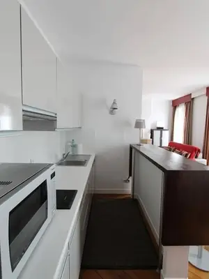 Appartement meublé 3 pièces avec cave et balcon - Miniature 5