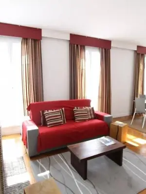 Appartement meublé 3 pièces avec cave et balcon