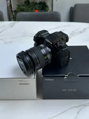Fujifilm X-H2 + XF 16-80mm f/4 - Excellent état - Miniature 2