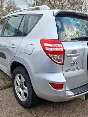 Voiture Toyota RAV4 Diesel 