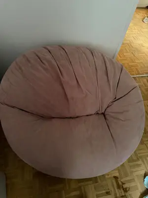 Pouf velours côtelé rose