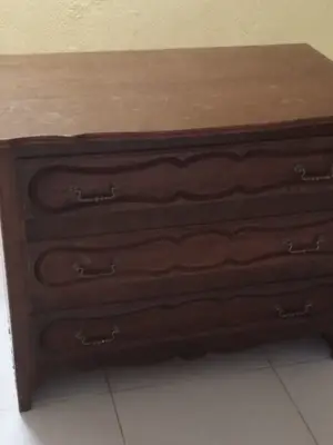Commode trois tiroirs