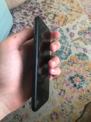 iPhone SE 2022 - Miniature 4
