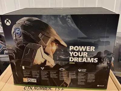 Xbox Series X 1 To comme neuve