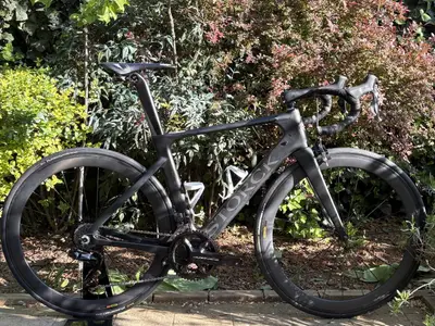 Vélo de route neuf Dura Ace Di2, roues carbone, 6,9 kg - Miniature 5