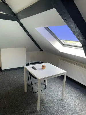 Chambre meublée à louer - Maubeuge centre - Miniature 2
