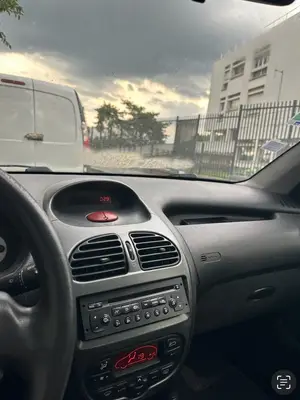 Peugeot 206 2002 - Miniature 3