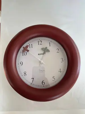 Horloge murale "Kitchen Clock" Alessi par Michael Graves (Oiseaux)