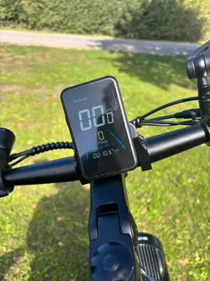 Vélo électrique ENGWE E26 ST fat bike en excellent état - Miniature 5