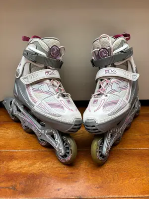 Rollers FILA en bon état, taille ajustable