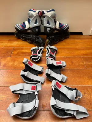 Rollerblades avec protections - Miniature 2