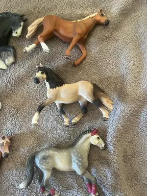 Lot de 6 figurines Schleich chevaux - Miniature 2