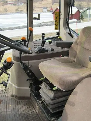 Tracteur John Deere 6220 SE 4WD 2003 - 2699h - Miniature 5