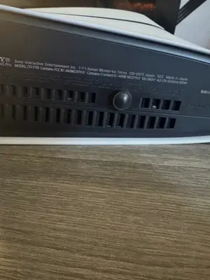 PS5 Pro 2To - Miniature 4