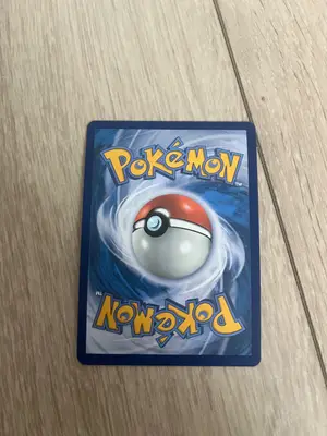Carte Pokémon en très bon état - Miniature 4