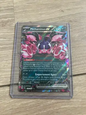 Carte Pokémon en très bon état, remise en main propre uniquement