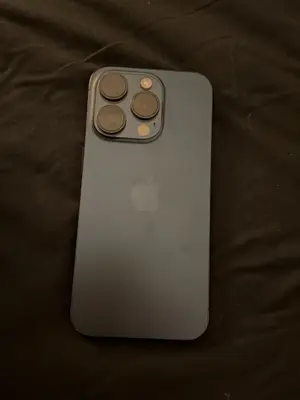 iPhone 15 Pro - 256 g - Bon état, batterie 79% - Miniature 2