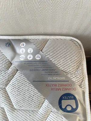 Matelas Bultex avec sommier en très bon état - Miniature 4