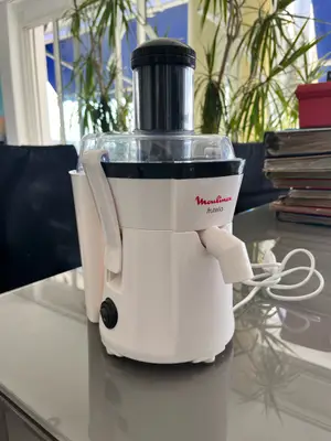 Centrifugeuse Moulinex Frutelia en bon état