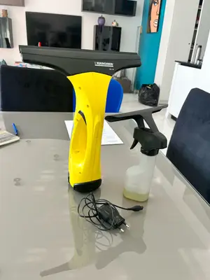 Lave-glace Kärcher en parfait état et complet