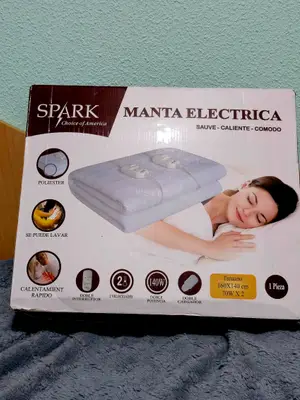 Couverture chauffante Spark 160 x 140 cm, 140 W, deux commandes indépendantes - Miniature 2