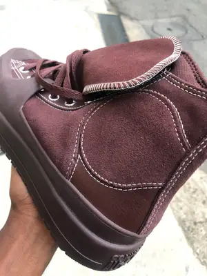 Baskets montantes Converse All Star marron bordeaux en très bon état, pointure 42 - Miniature 2