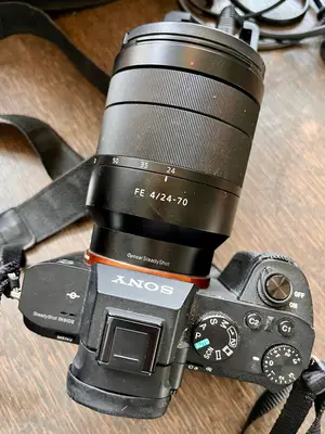 Appareil photo Sony Alpha 7II + optiques et acessoires - Miniature 5