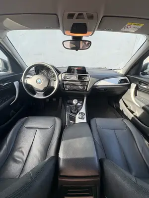 BMW 116d EfficientDynamics Edition - Miniature 4
