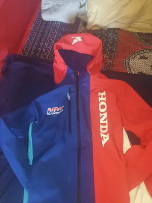 Veste Honda taille S bon état