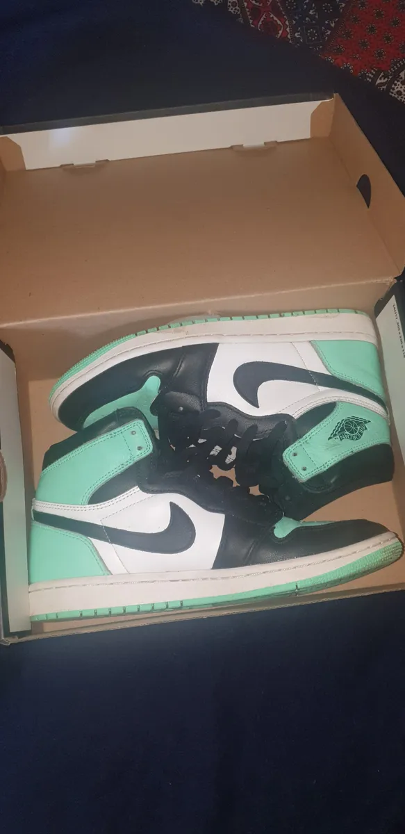Paire de Jordan 1 Taille 41 - Bon État - Photo 1