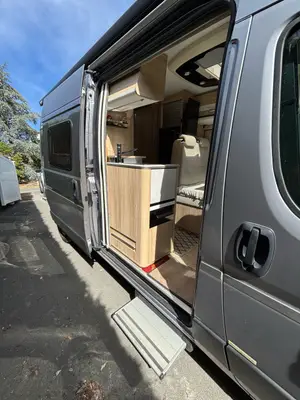 Camping-car Campérêve Magellan 643 Limited 2022 - 24 000 km - très bon état - Miniature 5