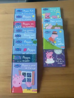 Lot 13 livres Peppa Pig - Parfait état