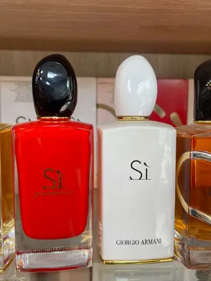 Parfums hommes et femmes - Plusieurs références - Miniature 3